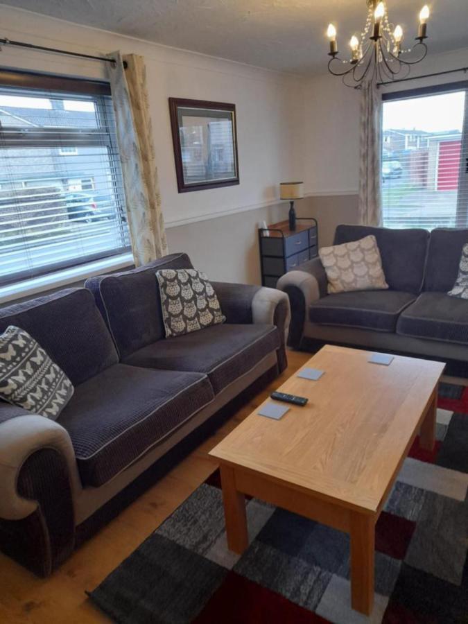 Quiet 3 Bed Close To The A1 Нютън Айклиф Екстериор снимка